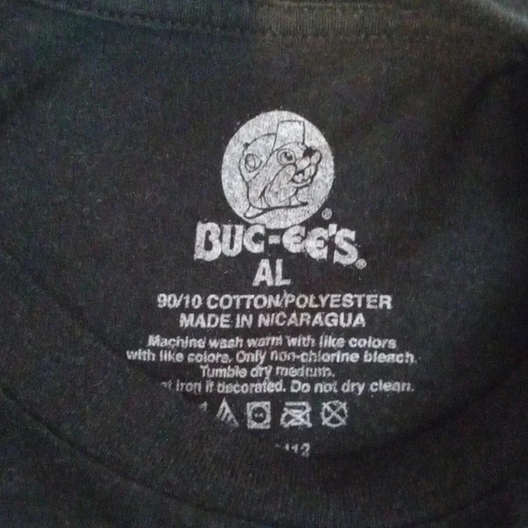 Buc-ees authentic short sleeve tee crew neck size Medium women (small flaw) - Picture 5 of 6